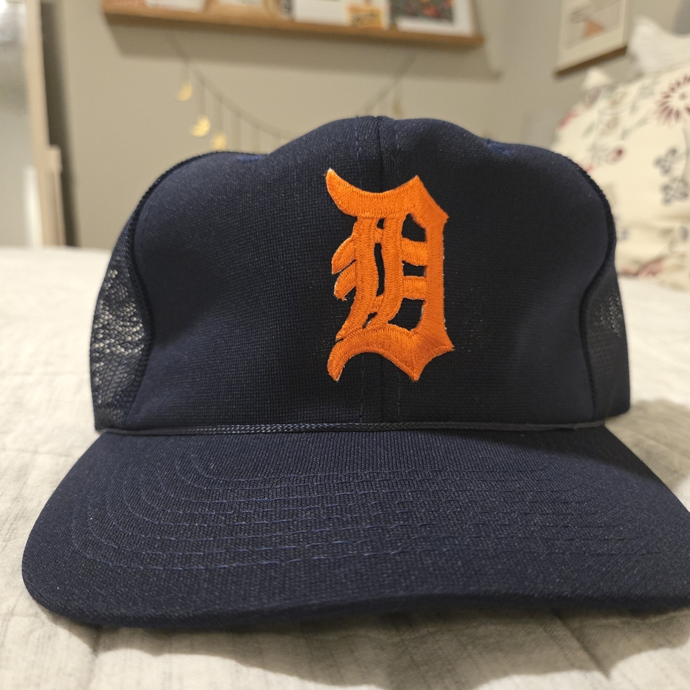 Detroit Tigers Sports Specialties Trucker Hat Vintage